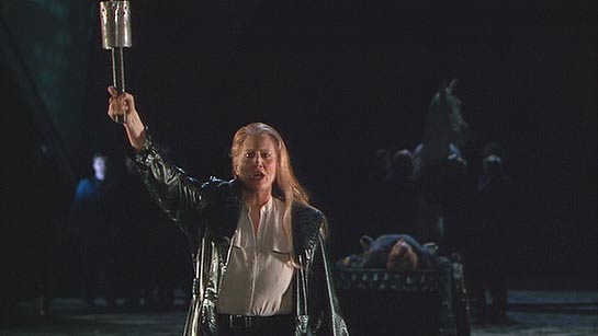 Anne Evans in Harry Kupfer's production of Götterdämmerung at Bayreuth
